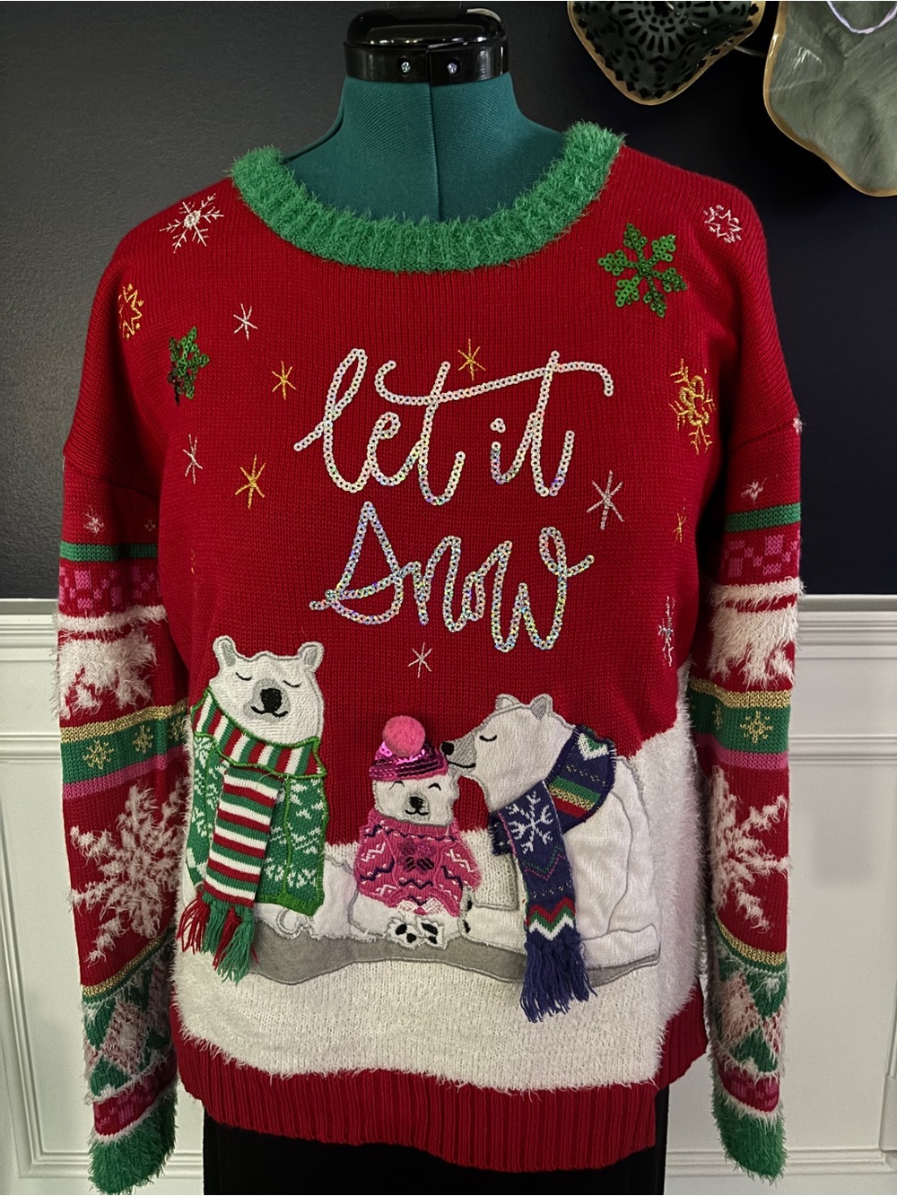 united states sweaters Red Christmas Sweater with Polar Bear Appliqués